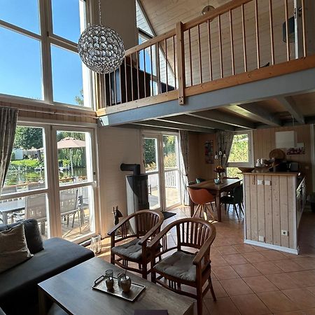Ferienhaus Mit Wasserterrasse - Mit Sauna Und Kamin - Inklusive Nebenkosten Wendisch Rietz Exterior photo